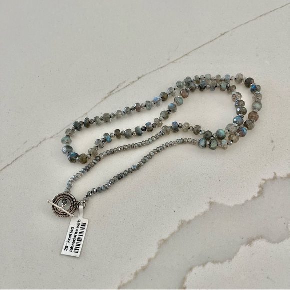 One of a kind labradorite faceted beaded necklace. - Picture 3 of 7